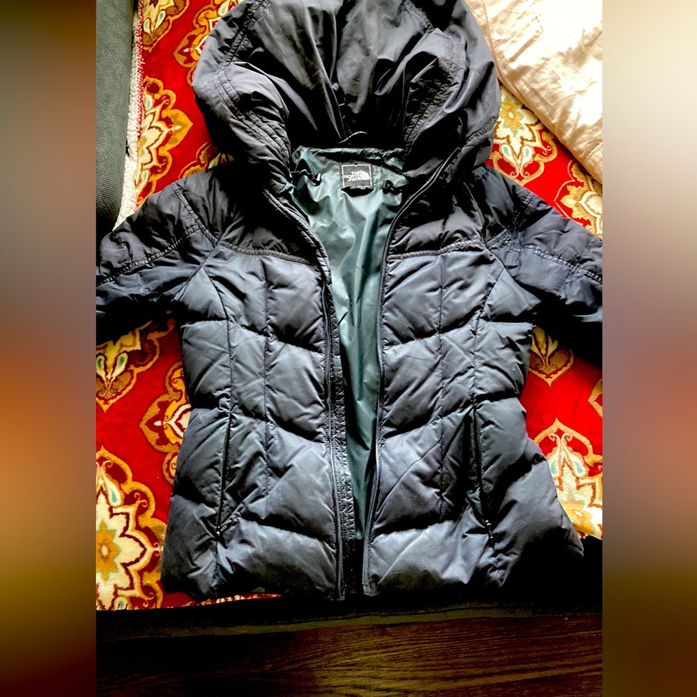 Womens North Face puffer coat